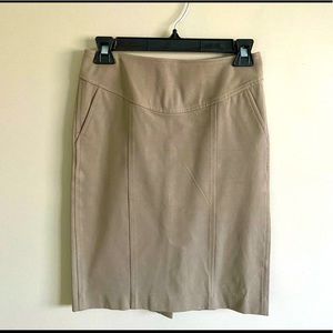 Banana Republic beige pencil skirt in size 0